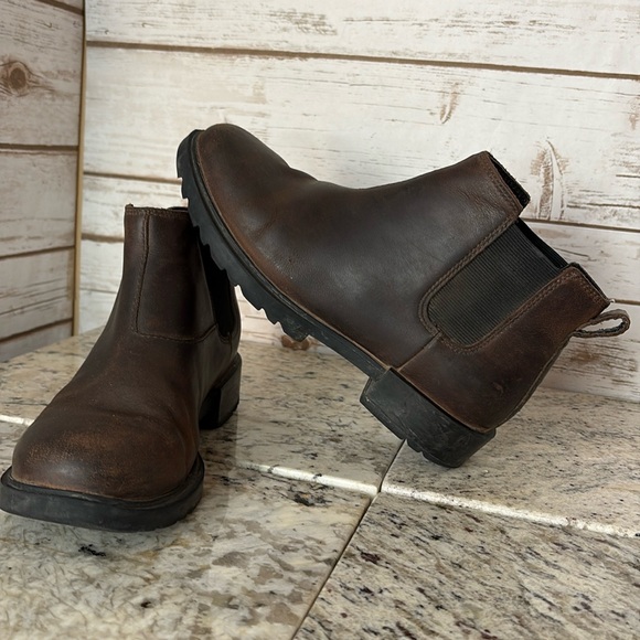 Sorel  Waterproof Leather Booties Size 6 - Picture 1 of 7